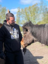 Christopher & Bangsi Happy Horse Owner Christopher & Bangsi Happy Horse Owner